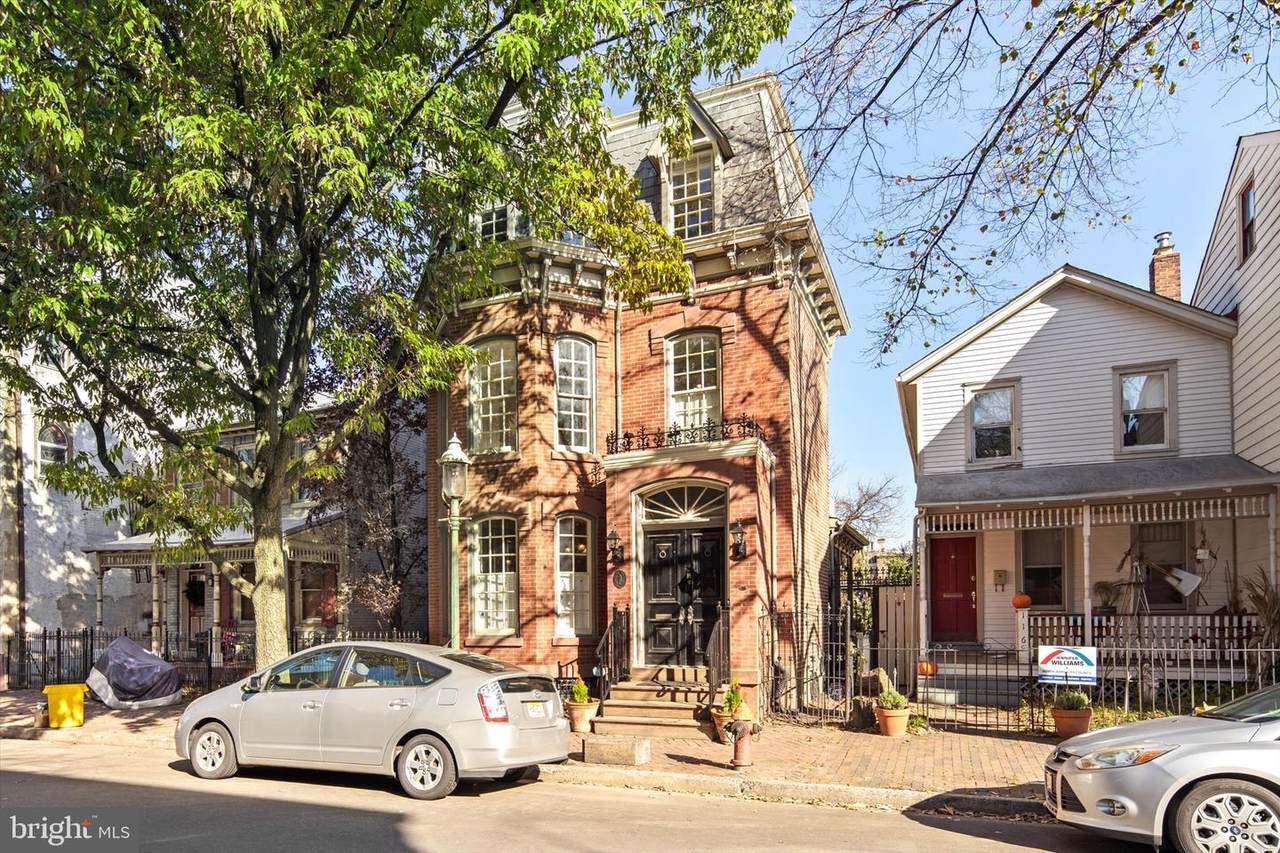 112 Jackson Street - Photo 1