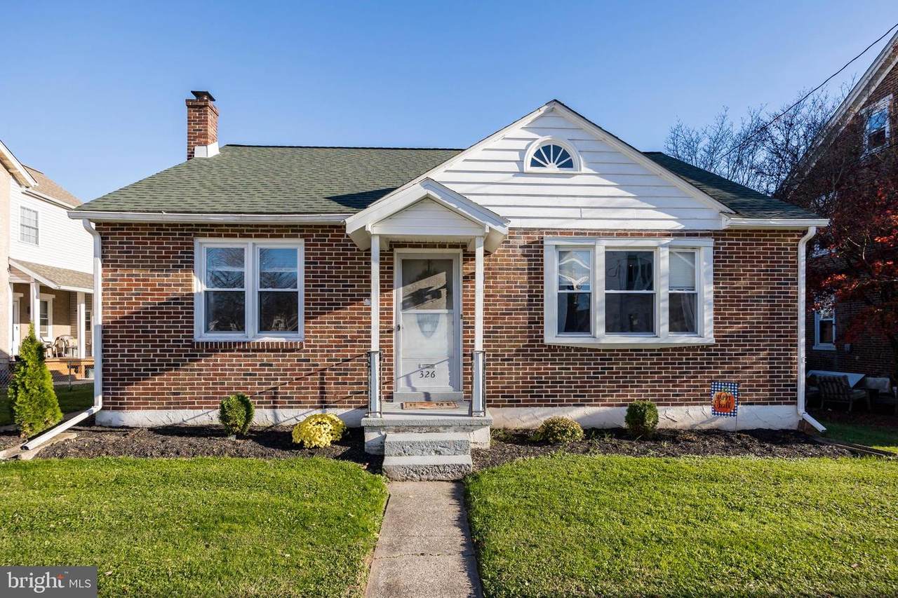 326 Glasgow Street - Photo 1