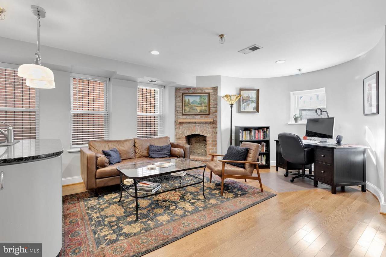 1527 16TH Street - Photo 1