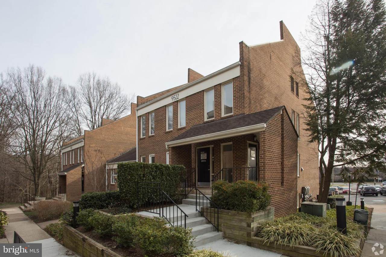 9520-B Lee Highway - Photo 1