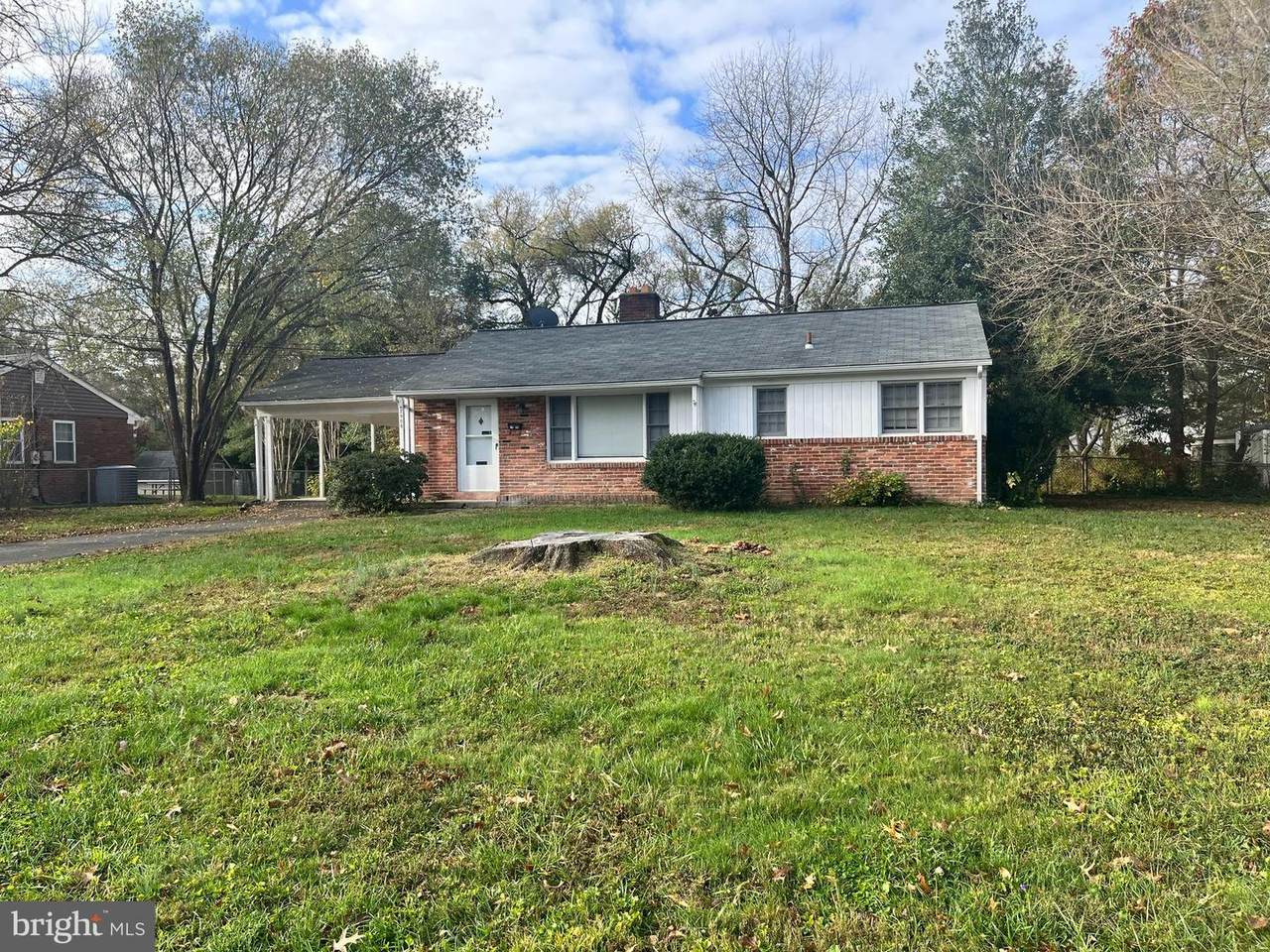 7908 Wellington Road - Photo 1