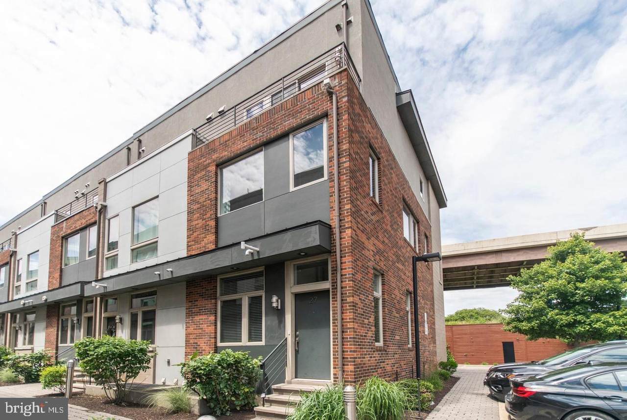 412 Front Street - Photo 1