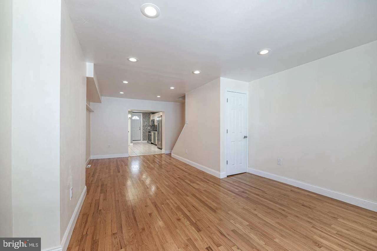 638 Mcclellan Street - Photo 1