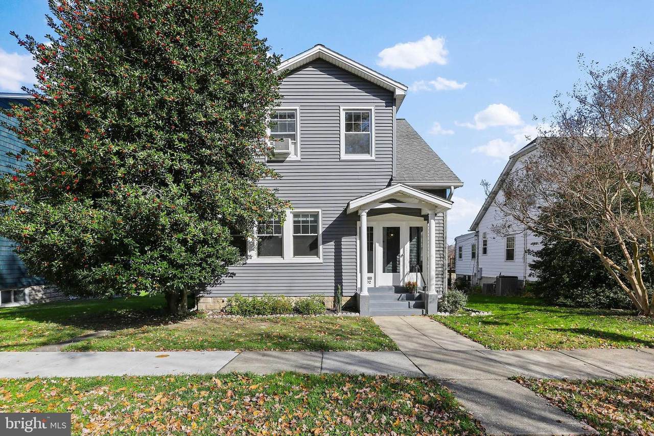 2202 Lake Avenue - Photo 1