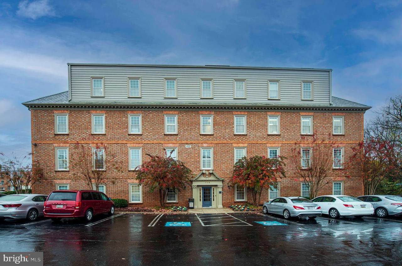 600 Frederick Avenue - Photo 1