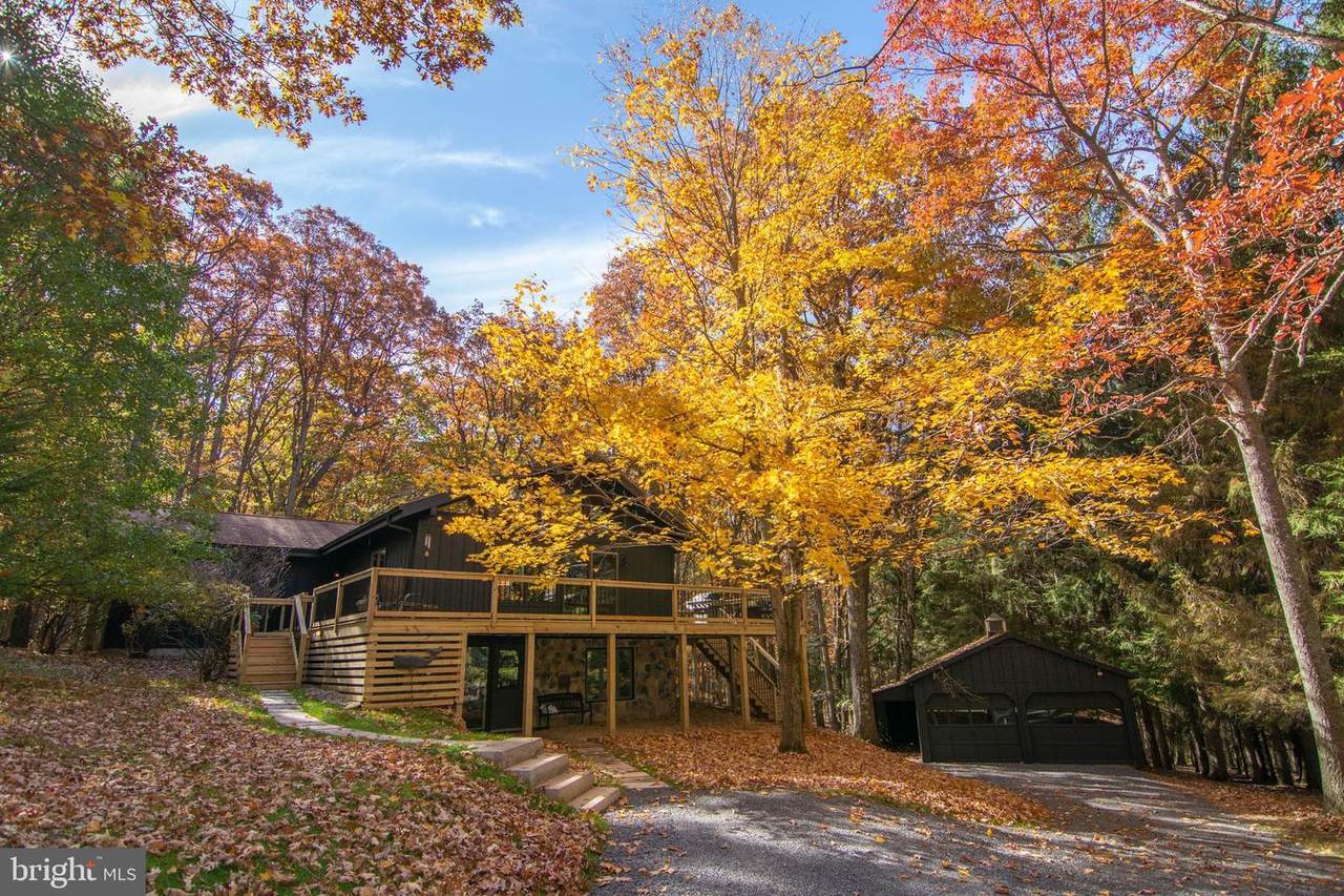 106 Lodge Circle - Photo 1