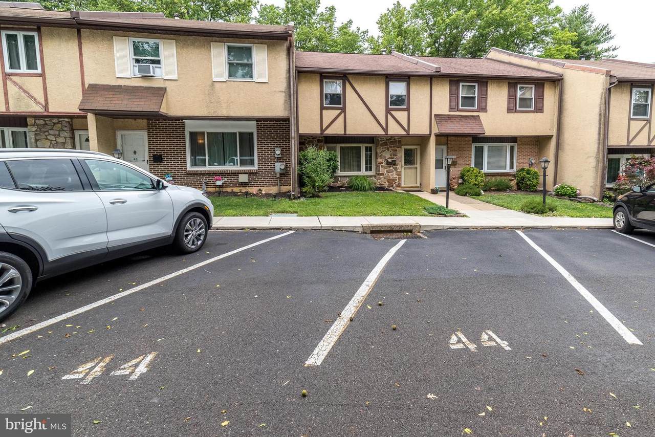 44 Knock N Knoll Circle - Photo 1