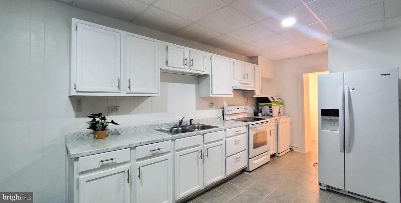 636 Lime Street - Photo 1