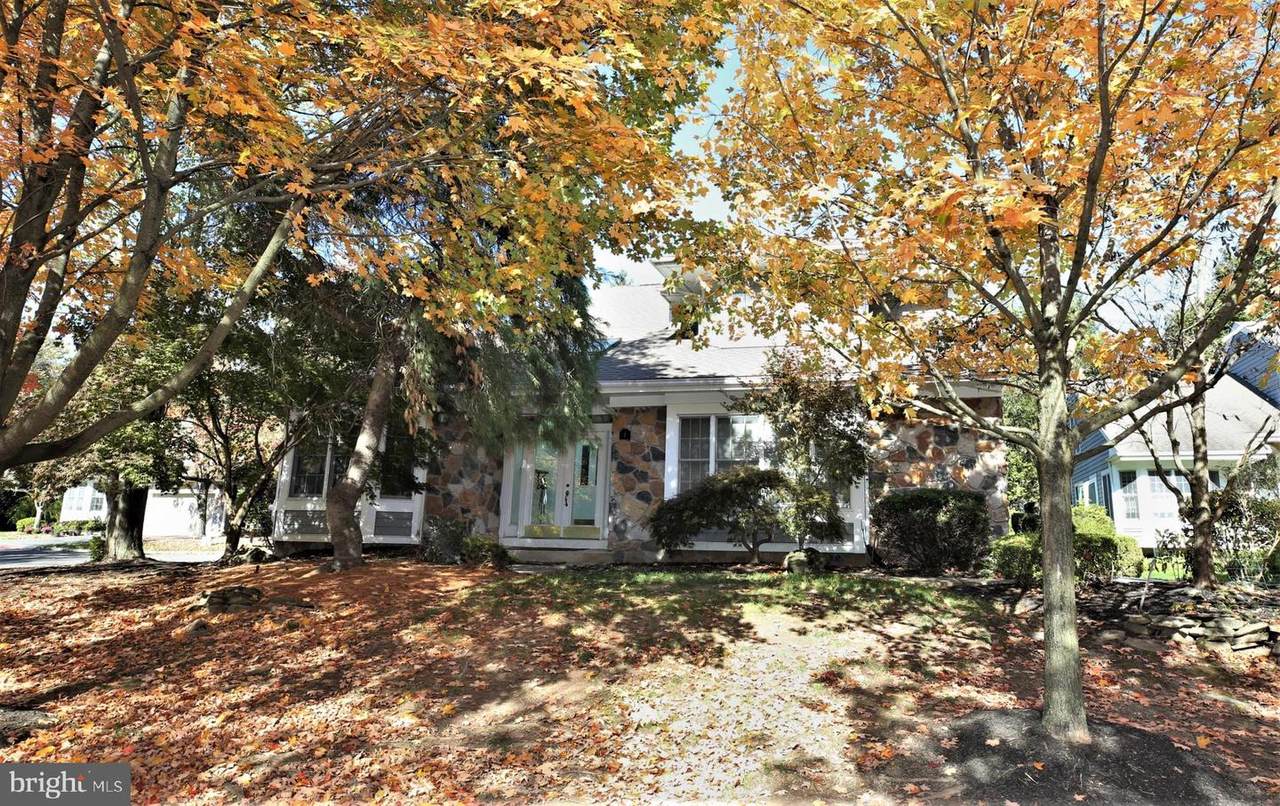 1 Crabapple Court - Photo 1