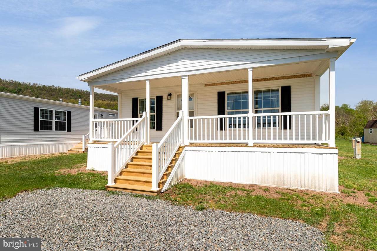 53 Meadowview Drive - Photo 1