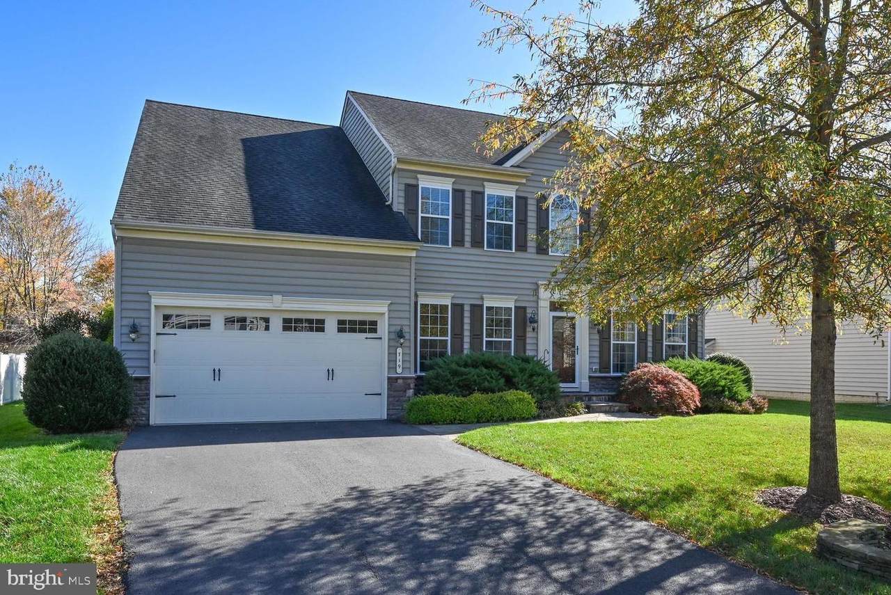 719 Great Heron Drive - Photo 1