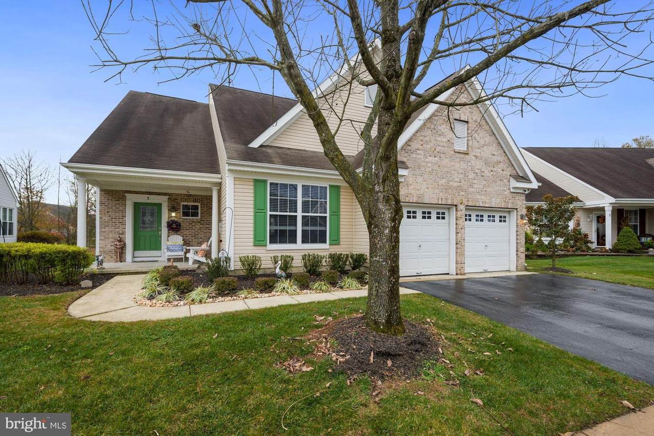 3 Poinsettia Lane - Photo 1