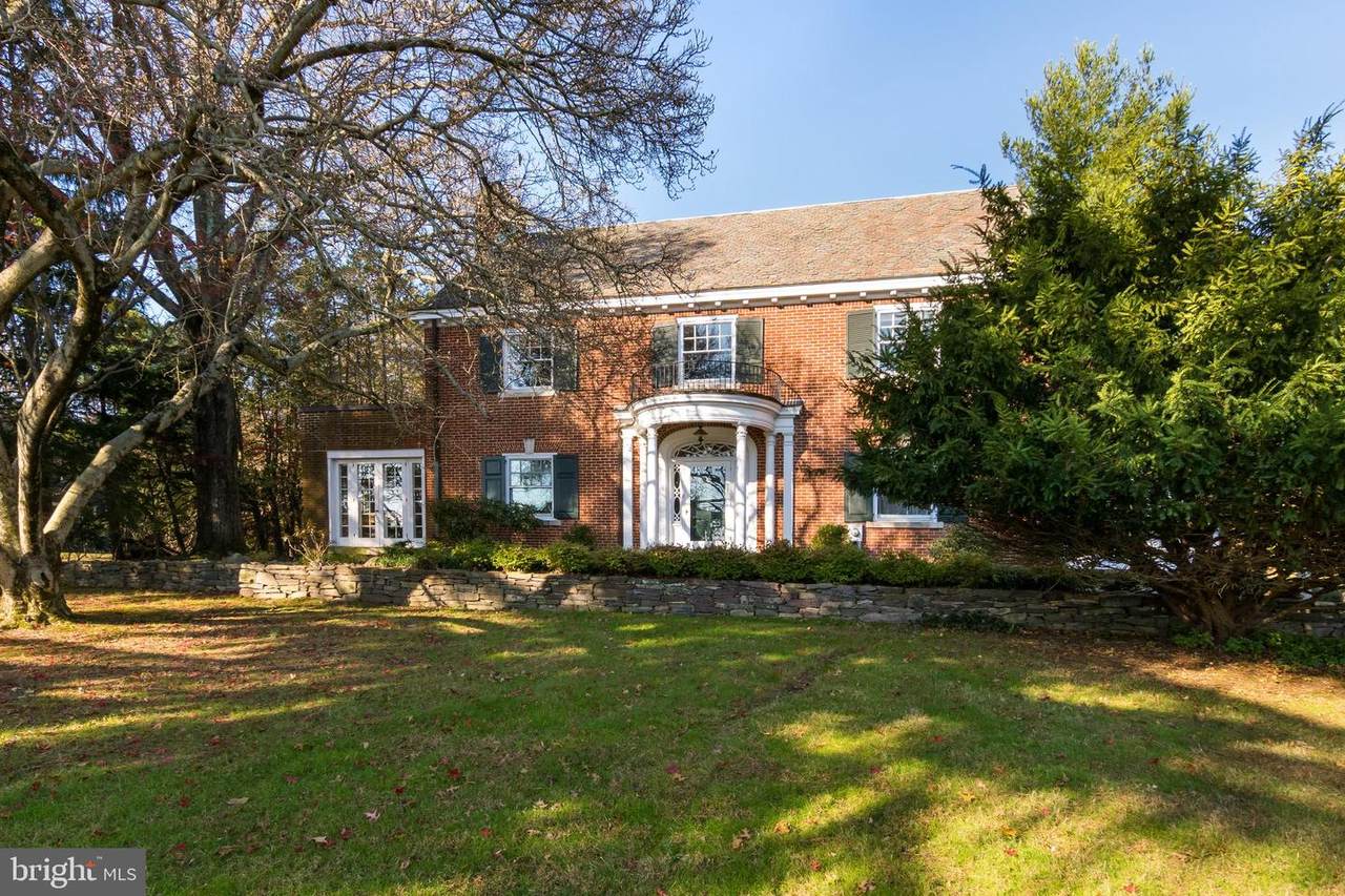 964 Kingston Road - Photo 1