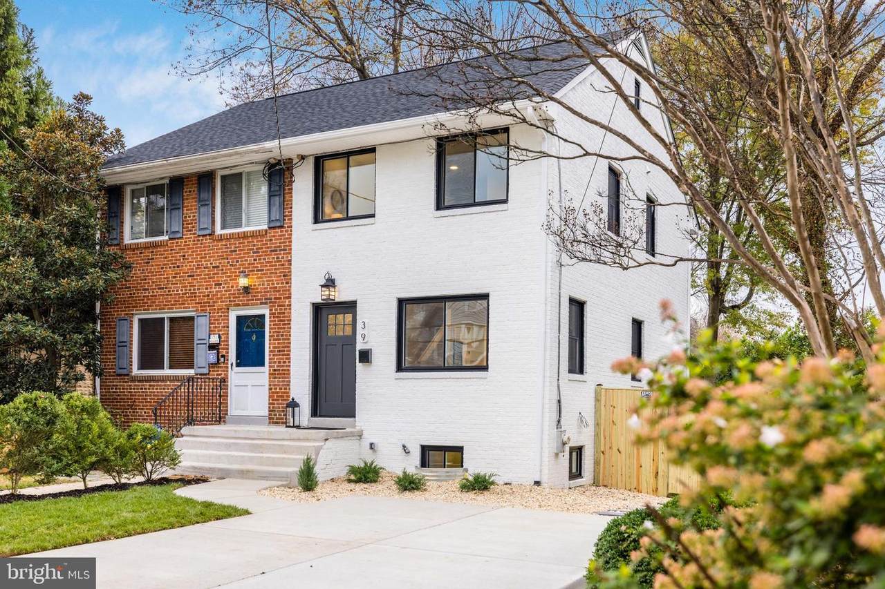39 Bellefonte Avenue - Photo 1