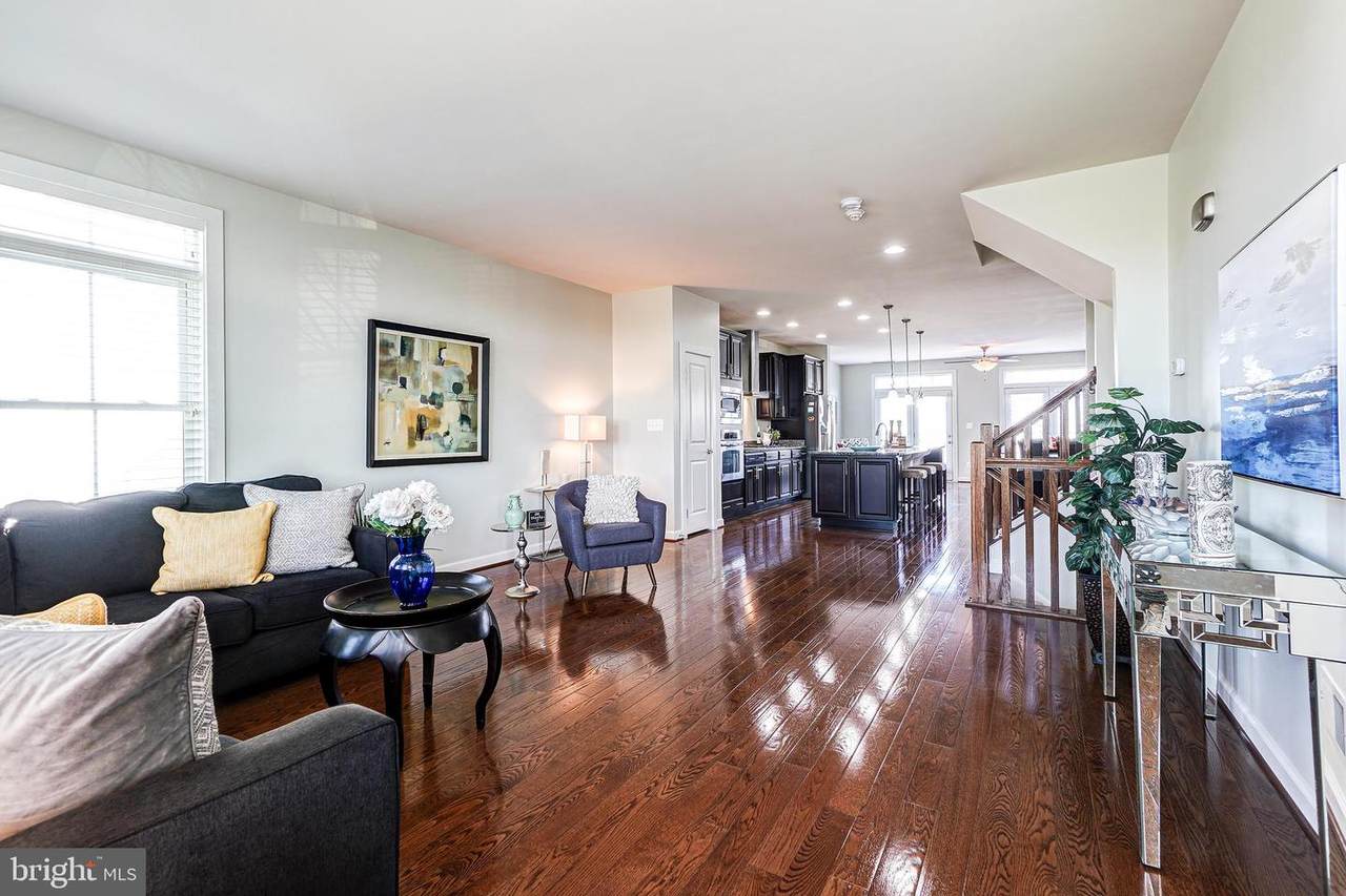 20724 Exchange Street - Photo 1