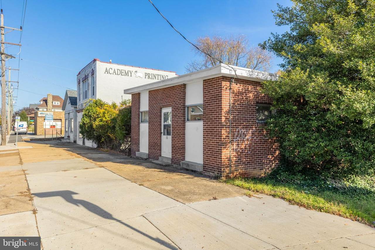 16 Maryland Avenue - Photo 1