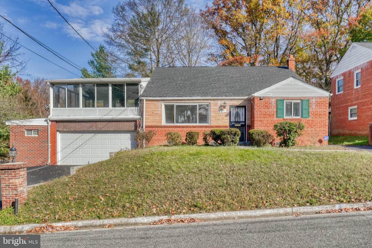 1802 Porter Avenue - Photo 1