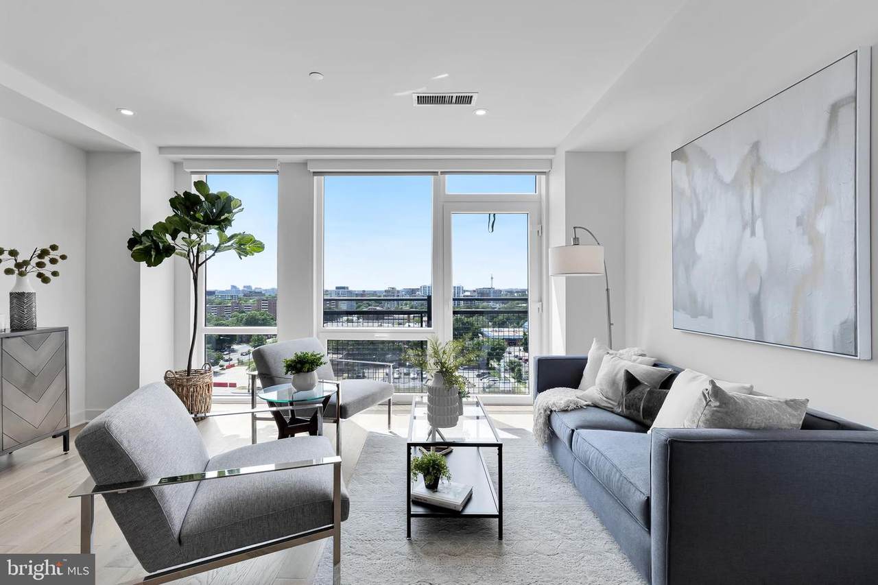 37 L Street - Photo 1