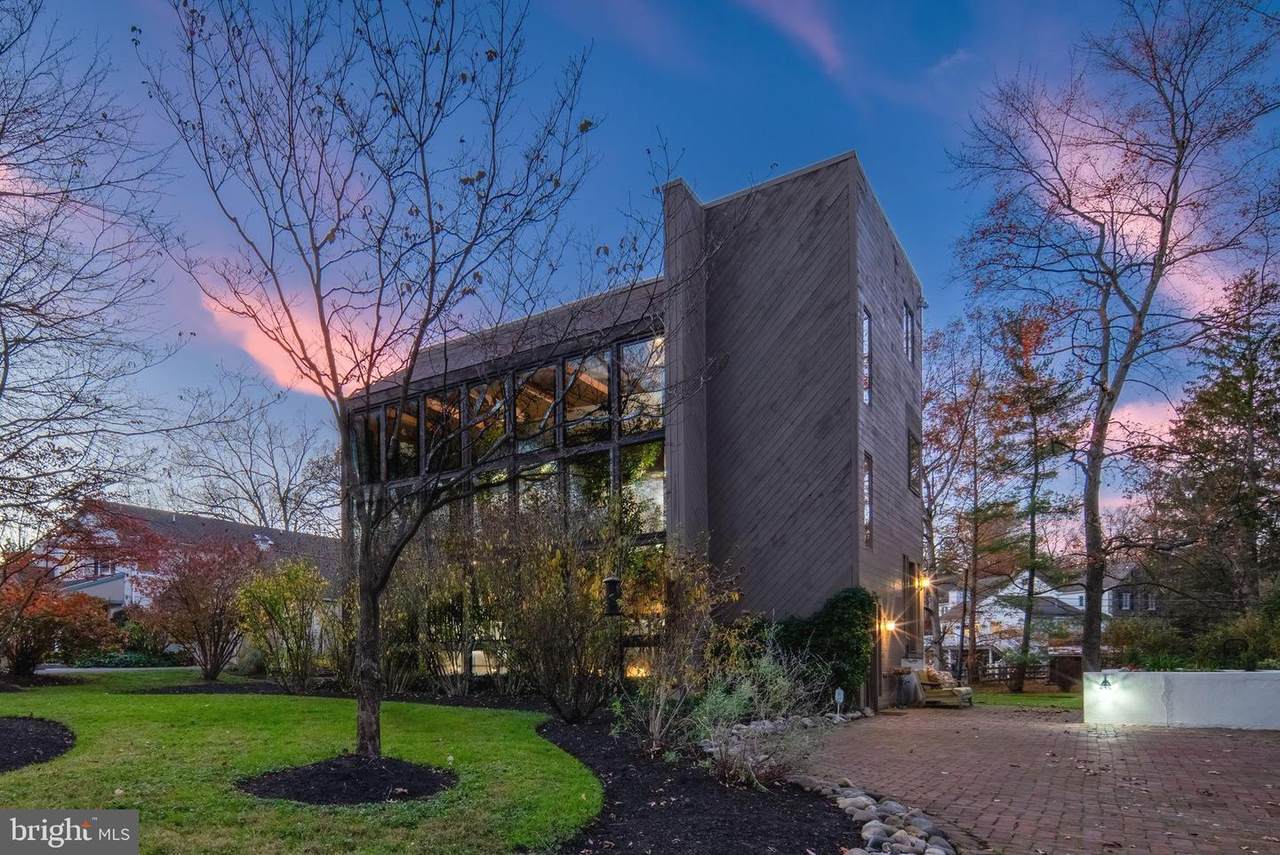 21 Forest Road - Photo 1