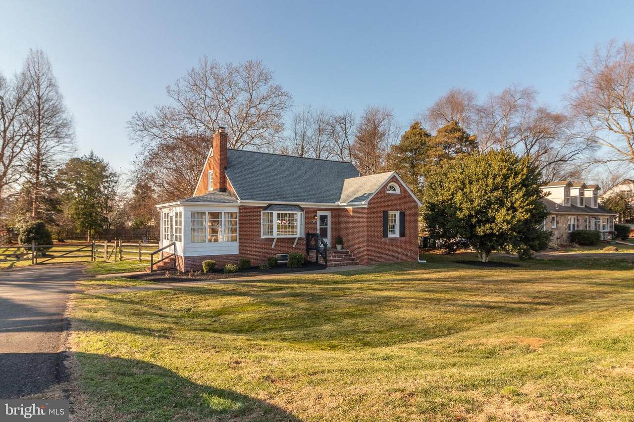8910 Grant Avenue - Photo 1