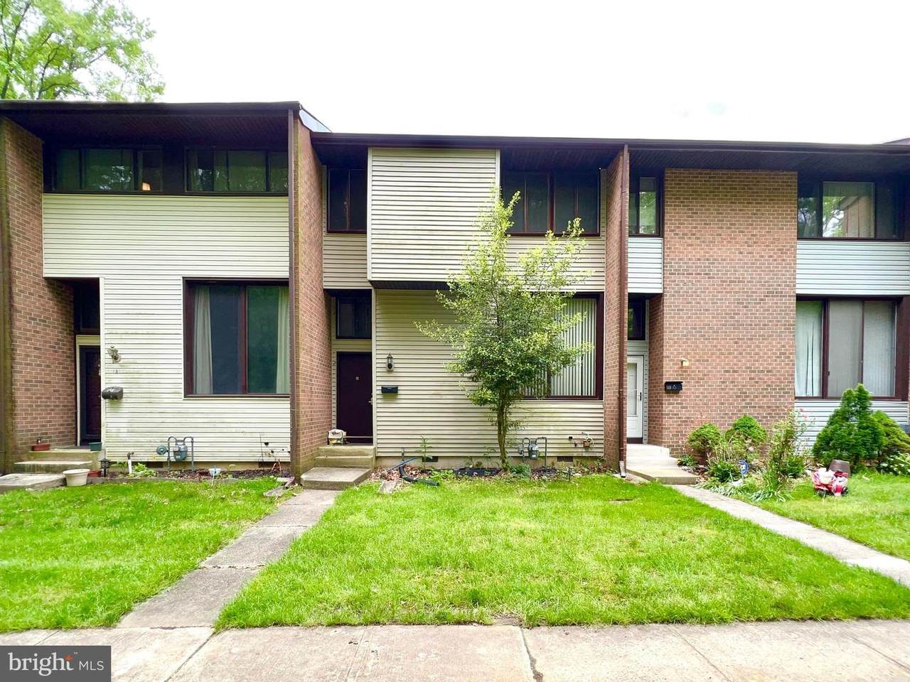 150 Harbinson Place - Photo 1