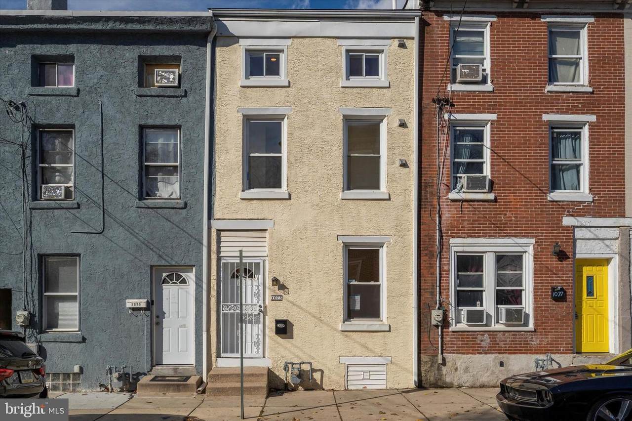 1075 Powell - Photo 1