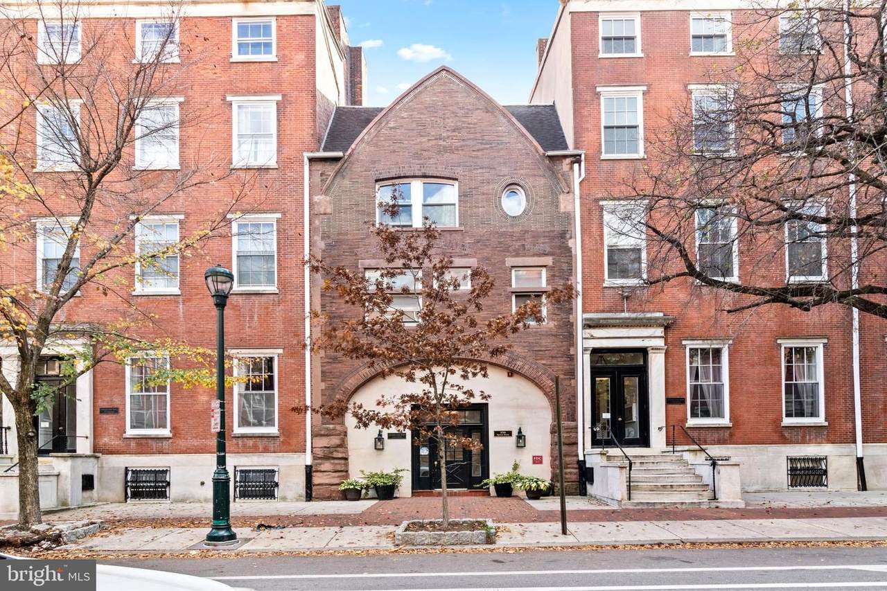 1008-20 Spruce Street - Photo 1