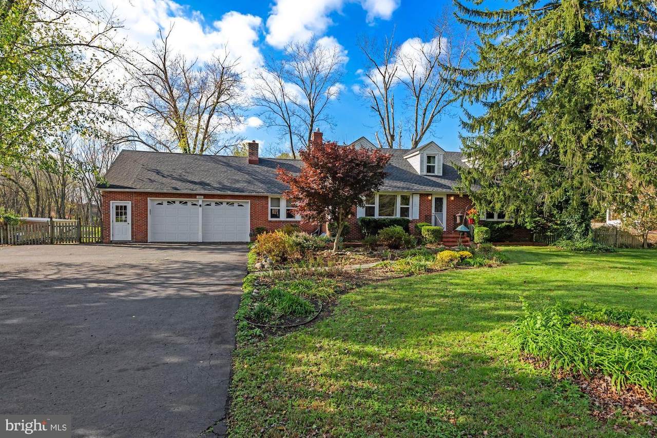 2520 Fostertown Road - Photo 1