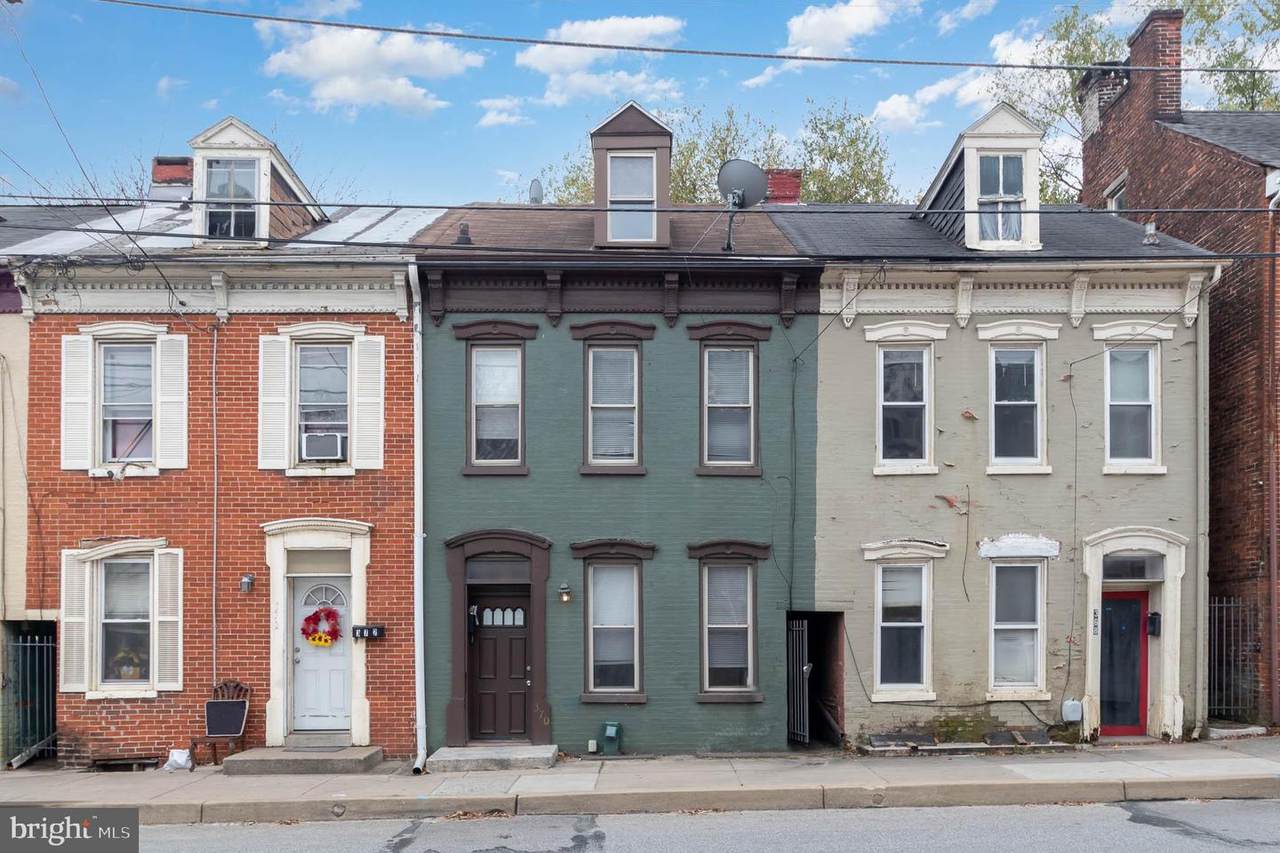 370 Philadelphia Street - Photo 1