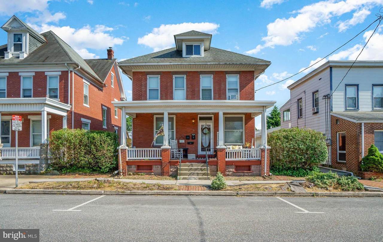 8 Main Street - Photo 1
