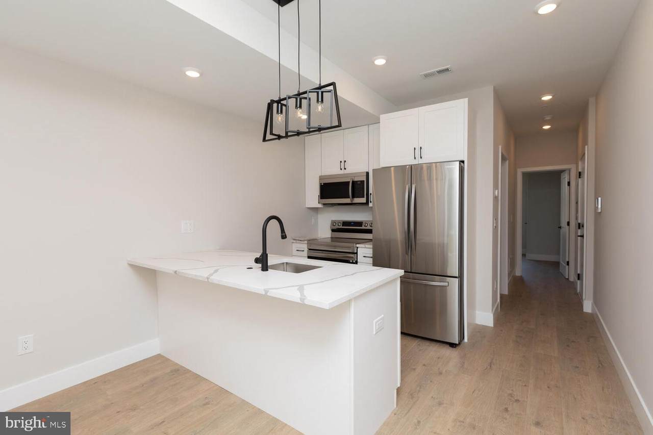 2218 Franklin Street - Photo 1
