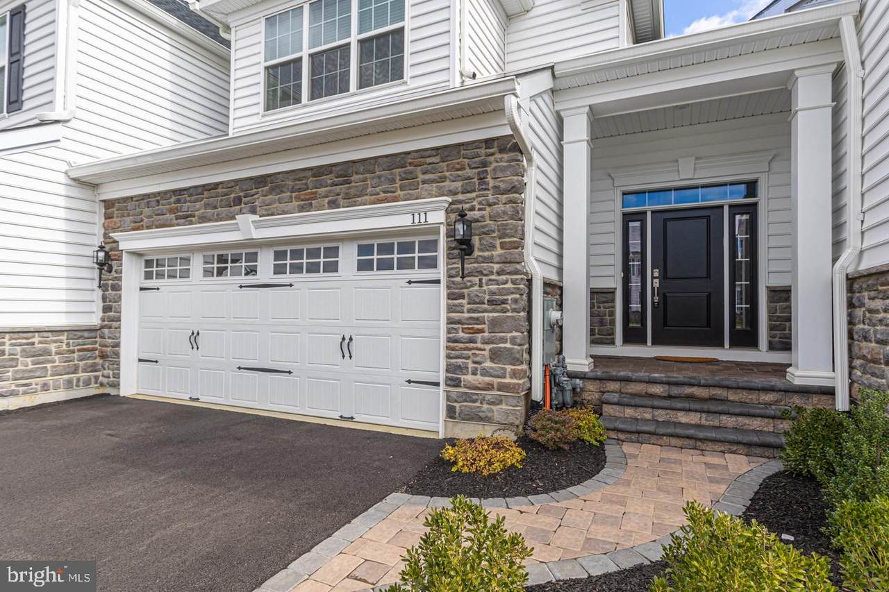 111 Lavender Drive - Photo 1