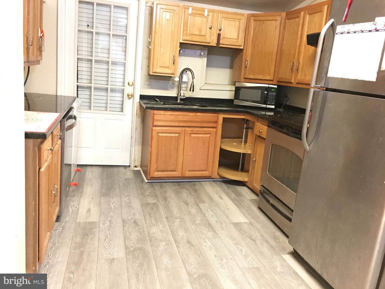 334 29TH Street - Photo 1
