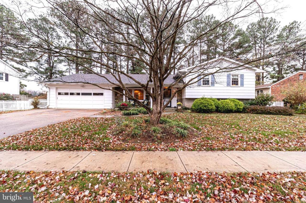 1013 Fairway Drive - Photo 1