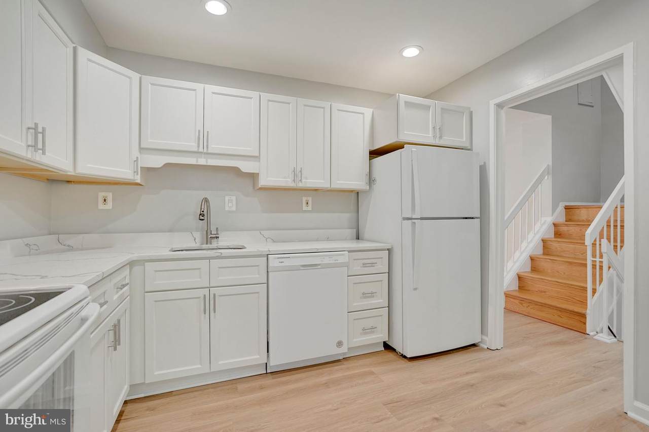 6048 Forrest Hollow Lane - Photo 1
