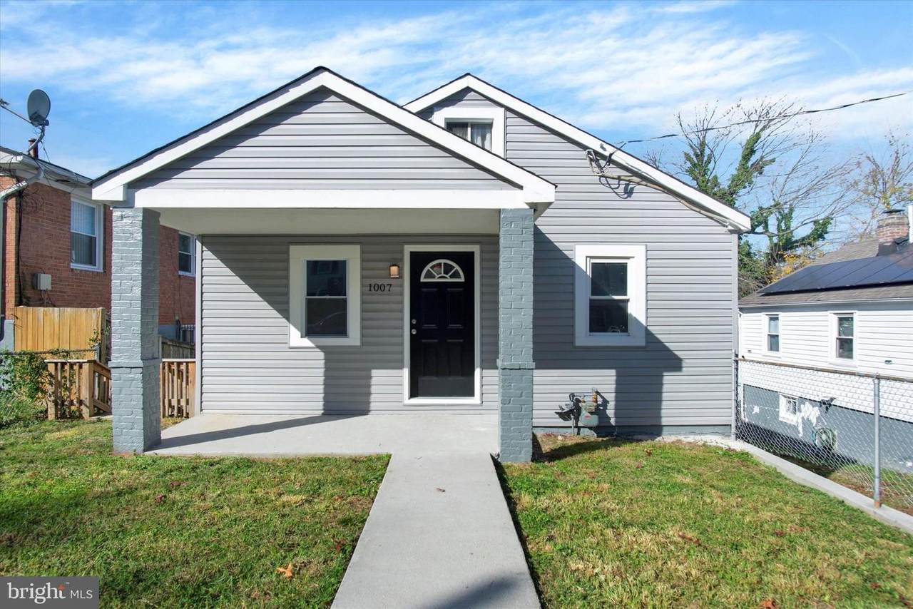 1007 Clovis Avenue - Photo 1