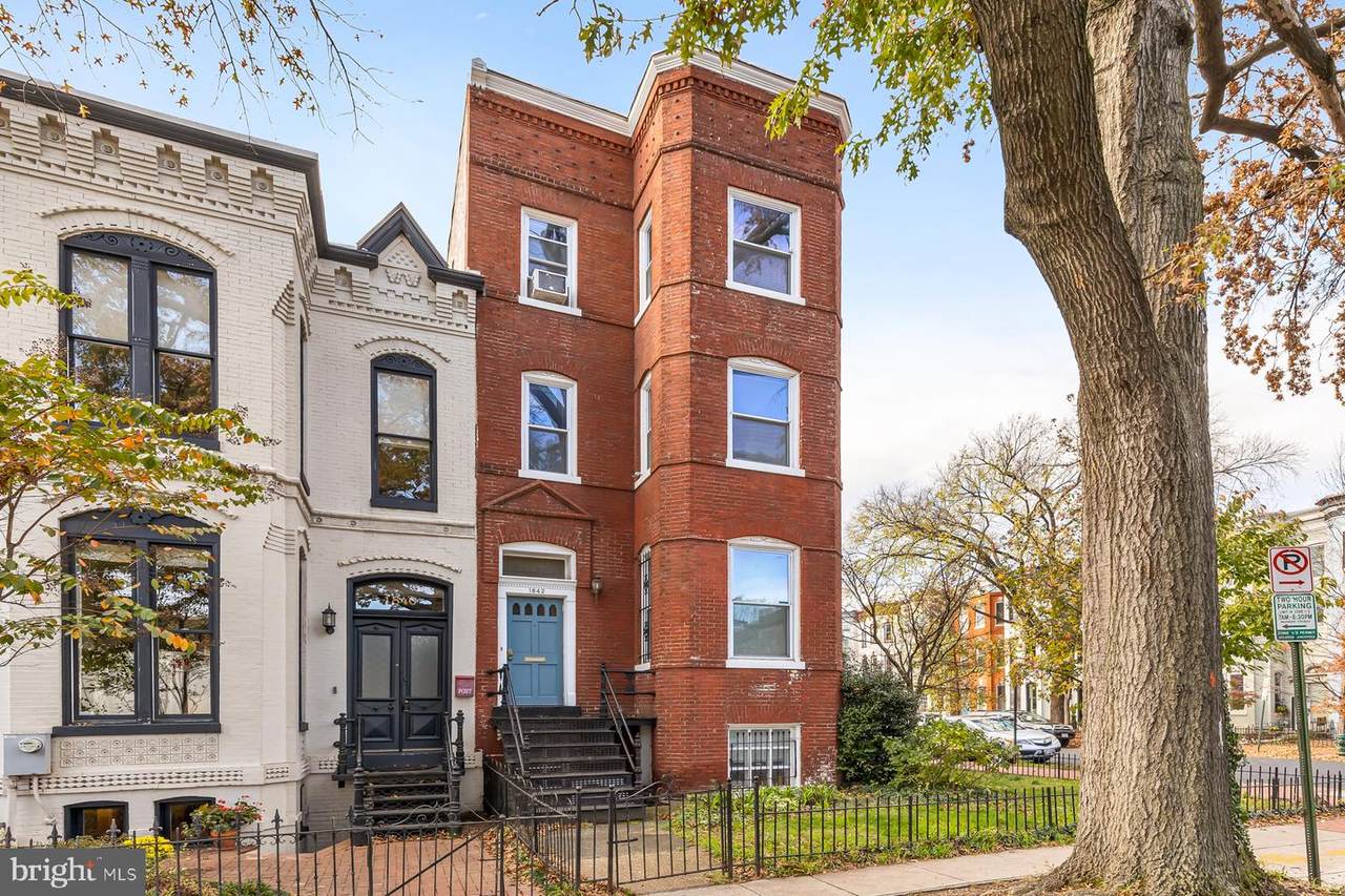 1842 15TH Street - Photo 1