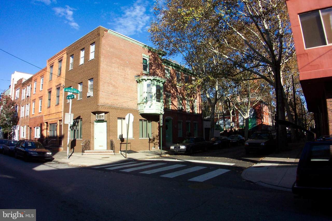 775 8TH Street - Photo 1