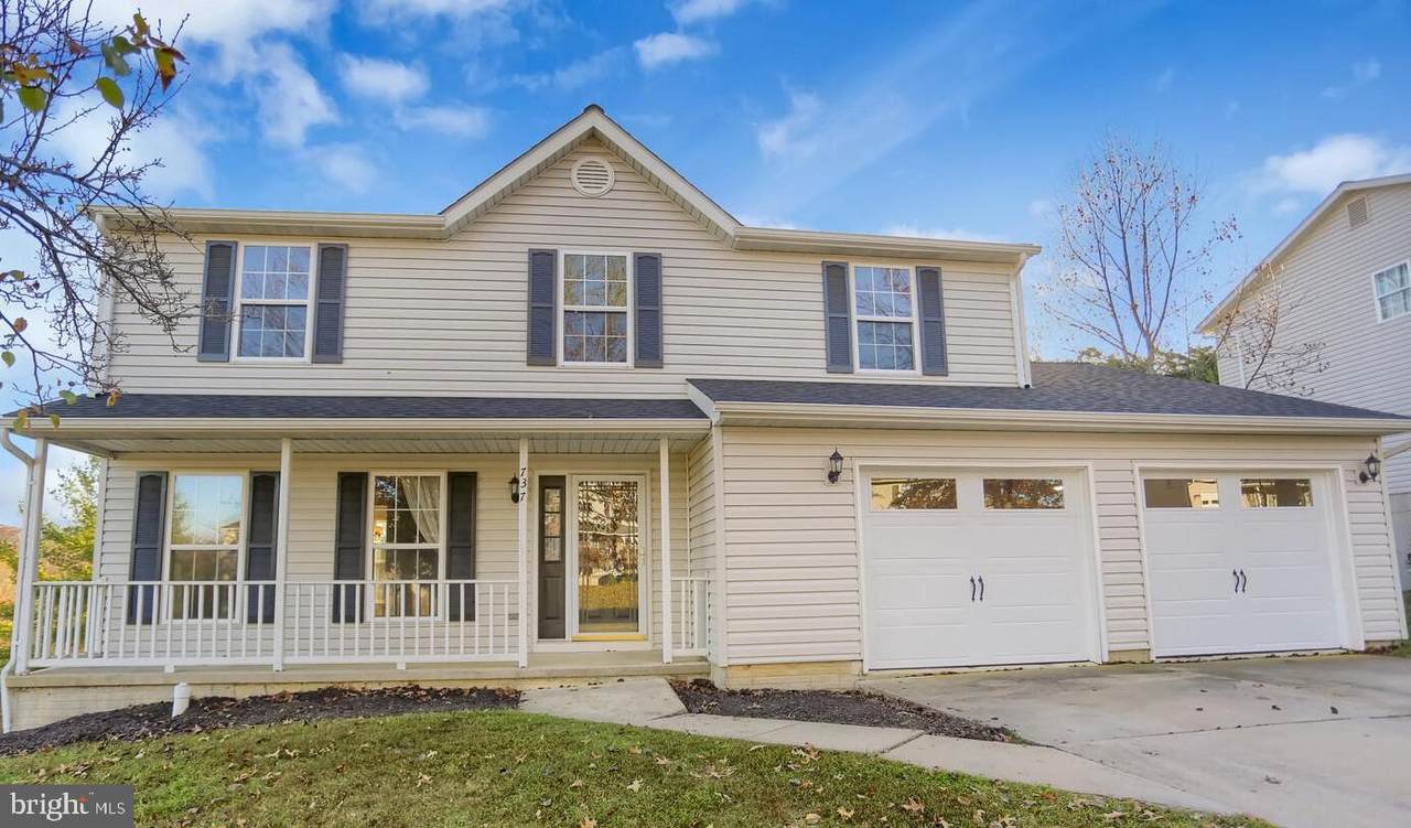 737 Mulligan Lane - Photo 1