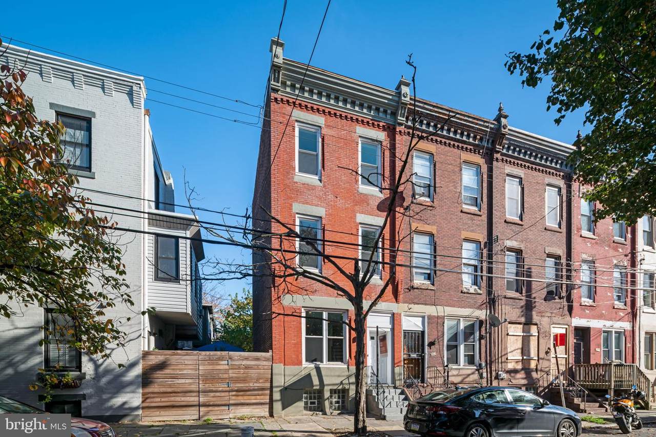 1737 28TH Street - Photo 1