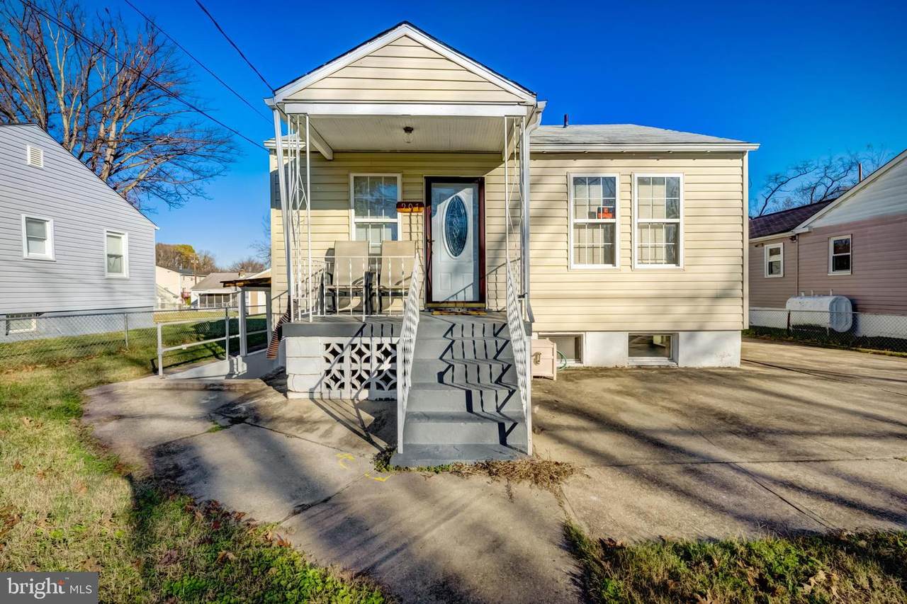 907 Minna Avenue - Photo 1