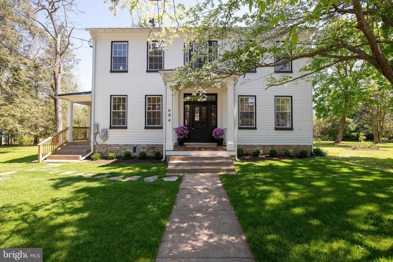 604 Priceville Avenue - Photo 1