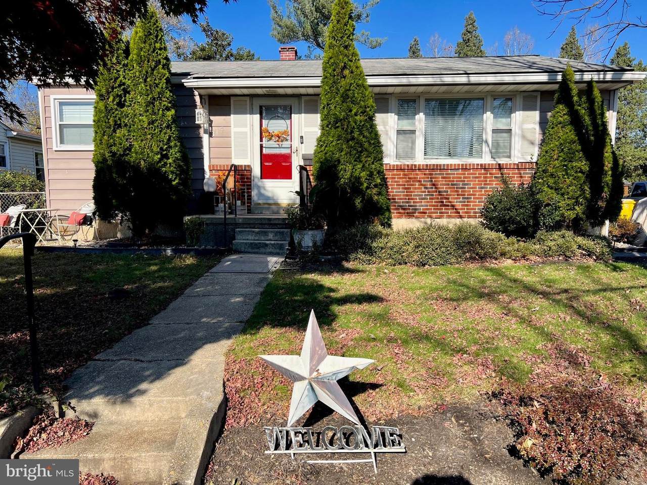 314 Cheddington Road - Photo 1