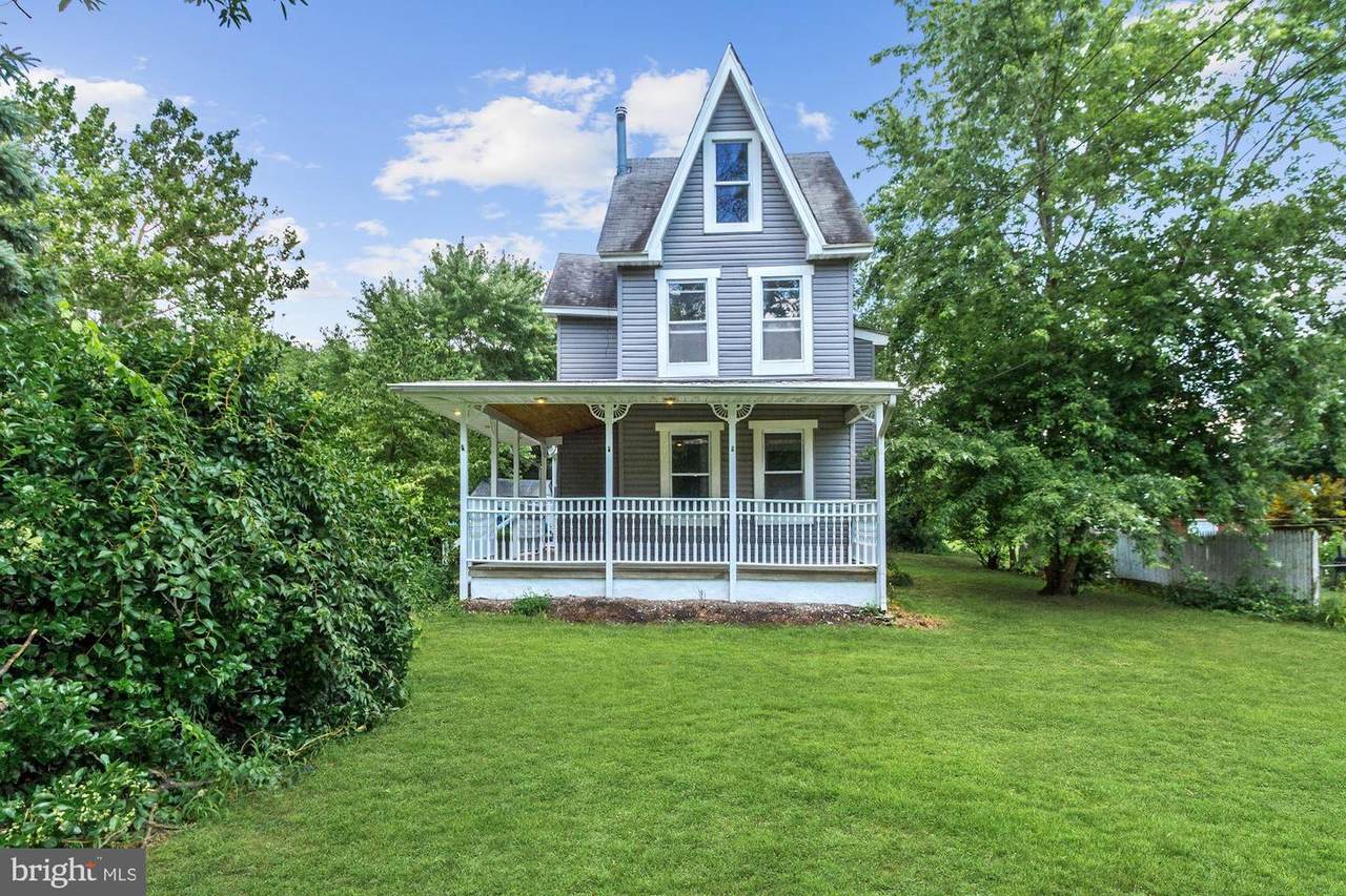 1202 Bridgeboro Road - Photo 1