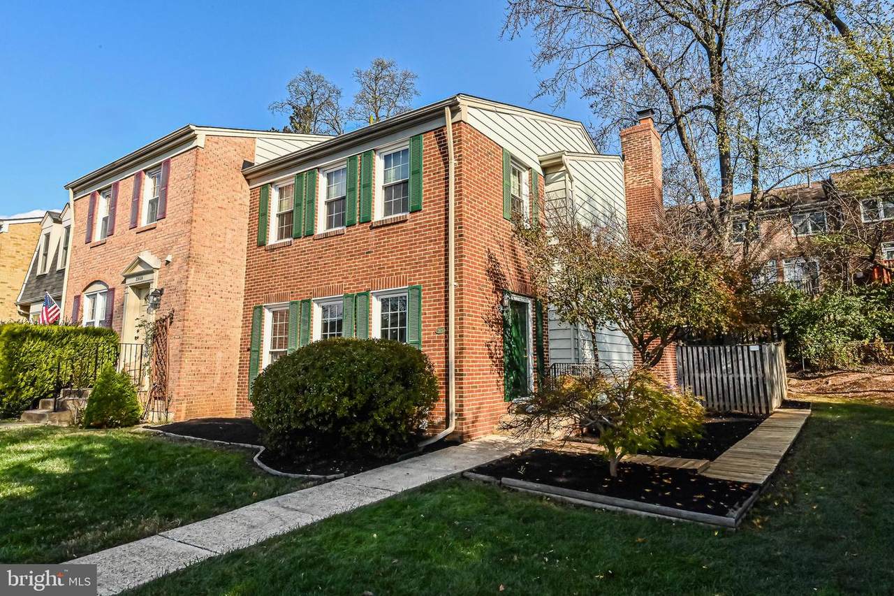 2971 Cashel Lane - Photo 1