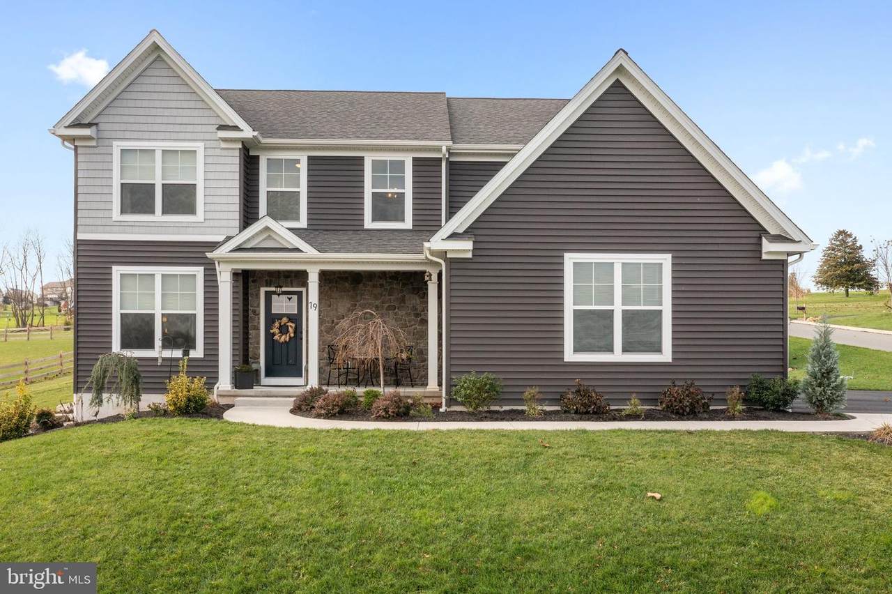 19 Docwill Drive - Photo 1