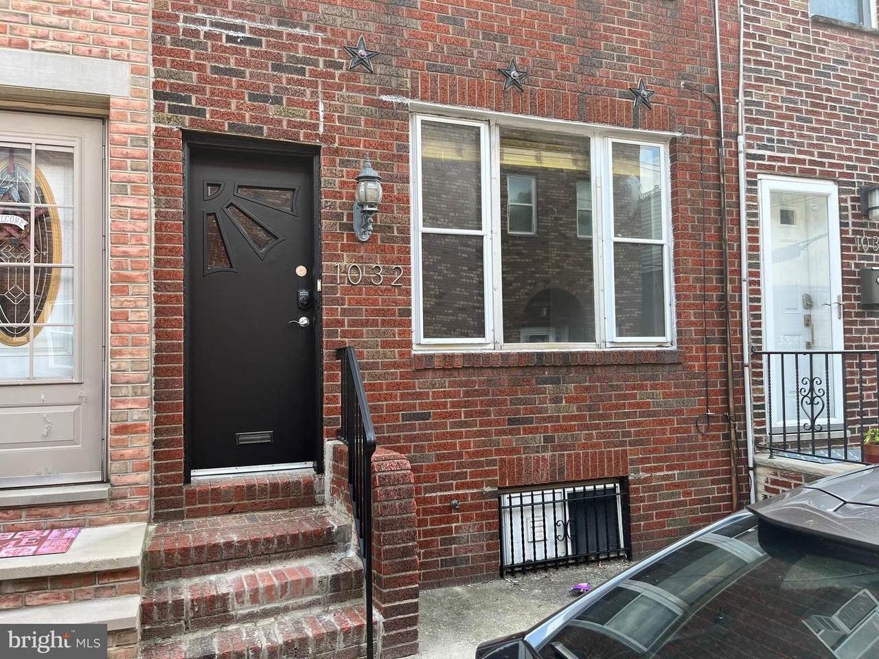 1032 Watkins Street - Photo 1