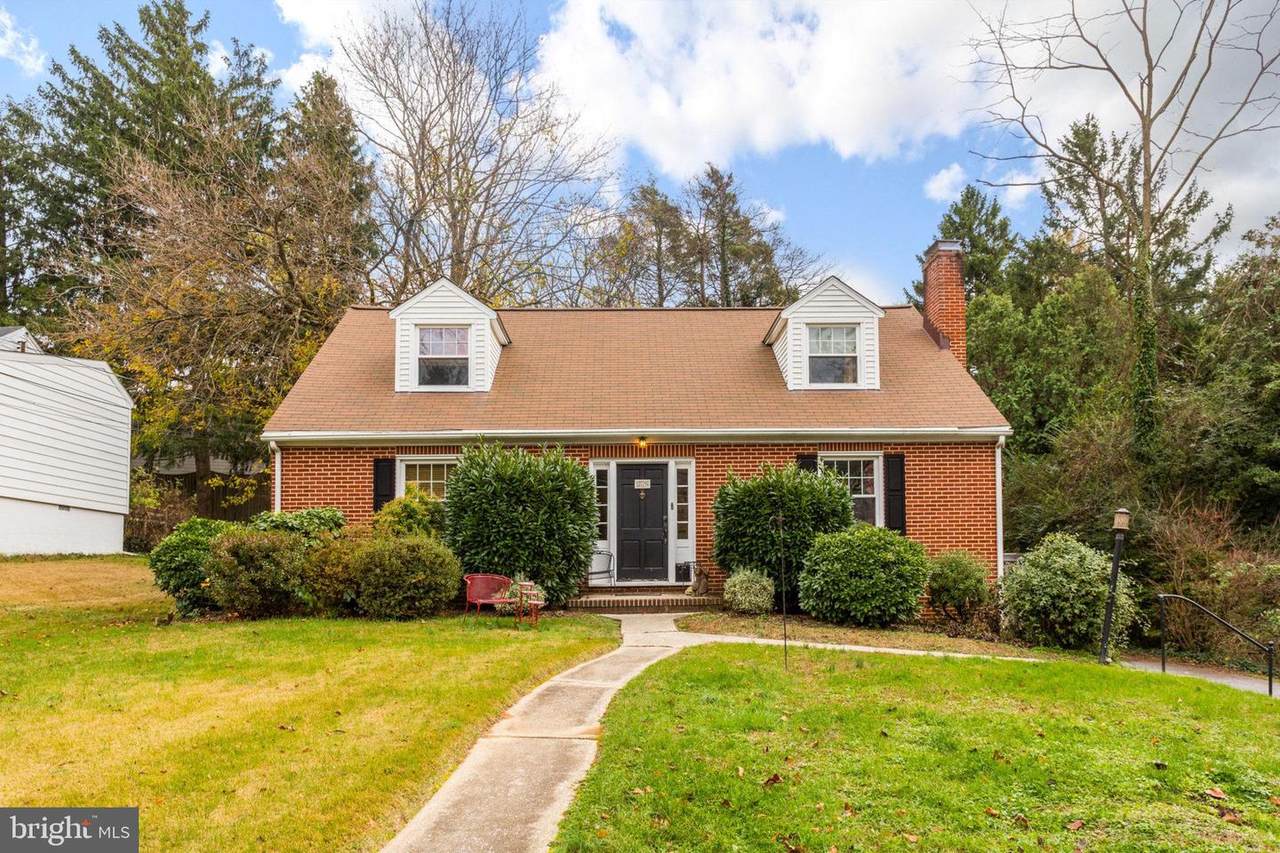 29 New Windsor Road - Photo 1
