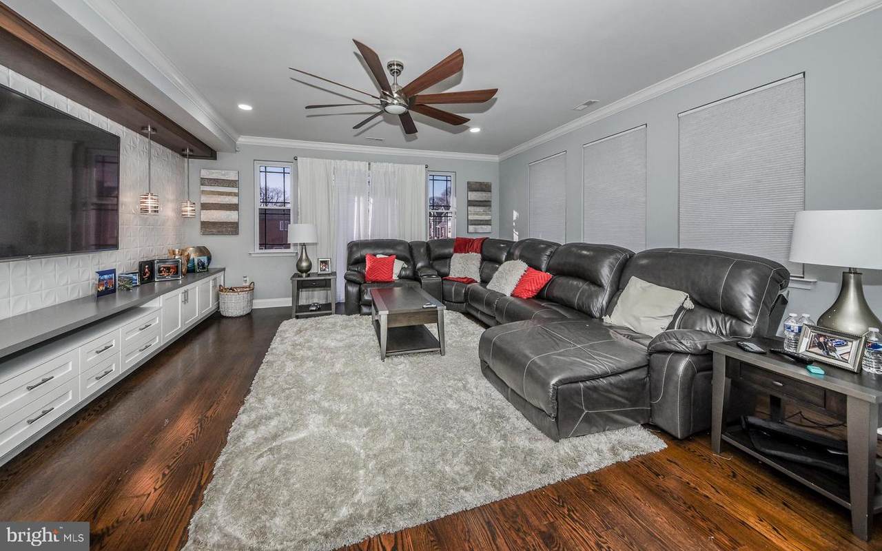 1700 Emerson Street - Photo 1