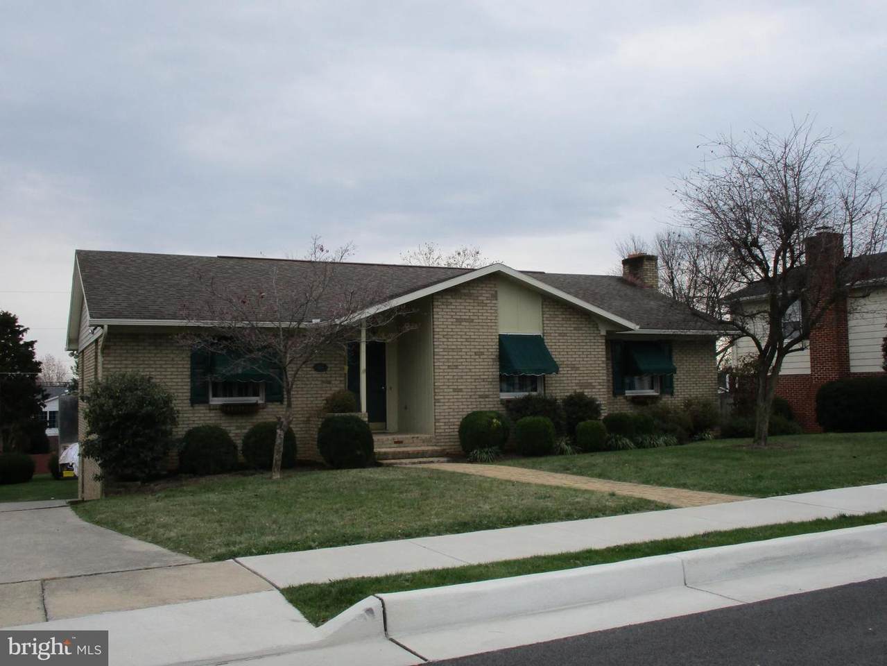 408 Alabama Avenue - Photo 1